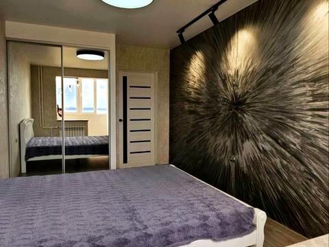 квартира за адресою Наддніпрянський просп. (50 років СРСР), 11