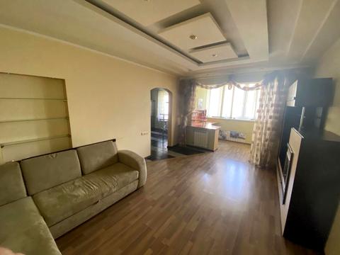 квартира по адресу Драгоманова ул., 12-А