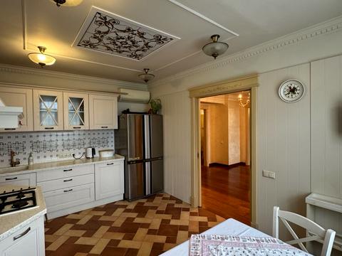 квартира за адресою Прорізна вул., 7