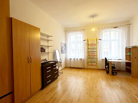 квартира за адресою Академіка Олександра Богомольця вул., 2