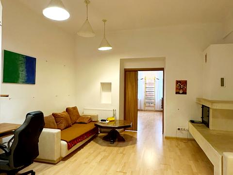 квартира за адресою Академіка Олександра Богомольця вул., 2