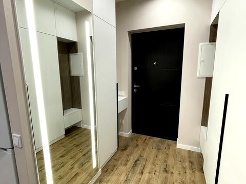 квартира за адресою Віктора Некрасова вул. (Північно-Сирецька), 8