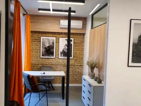 комерційна за адресою Лабораторний пров., 22