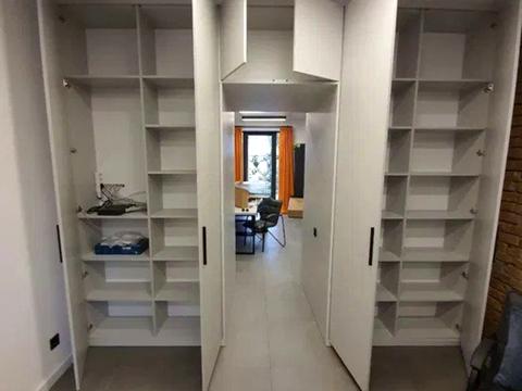 комерційна за адресою Лабораторний пров., 22