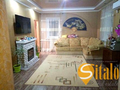 будинок за адресою Виноградна вул.