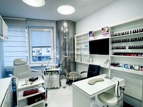 комерційна за адресою Кловський узвіз (Кловський), 7a