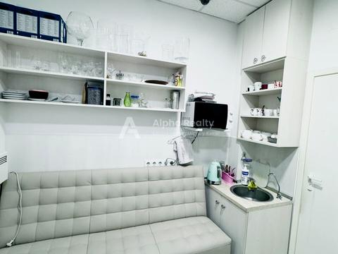 комерційна за адресою Кловський узвіз (Кловський), 7a