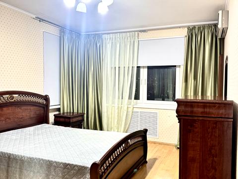 квартира за адресою Феодосійський пров., 14-А