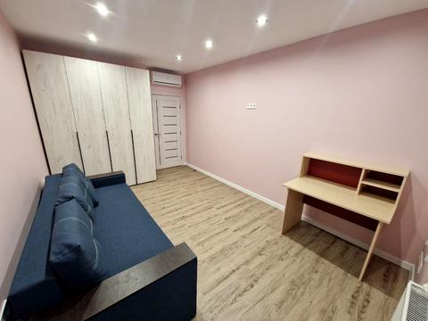 квартира по адресу Олександра Олеся ул., 3