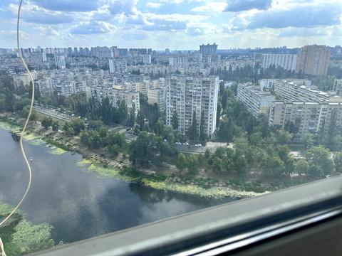 комерційна за адресою Євгена Сверстюка вул. (Марини Раскової), 52-В