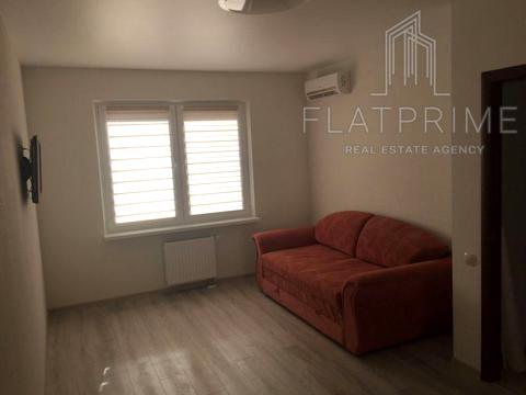 квартира за адресою Софії Русової вул., 7-Г