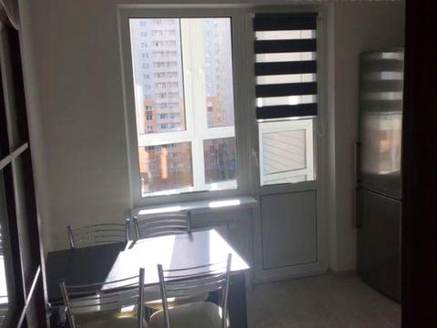 квартира за адресою Софії Русової вул., 7-Г