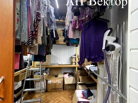 коммерческая по адресу Москалёвская ул. (Октябрьской Революции), 30