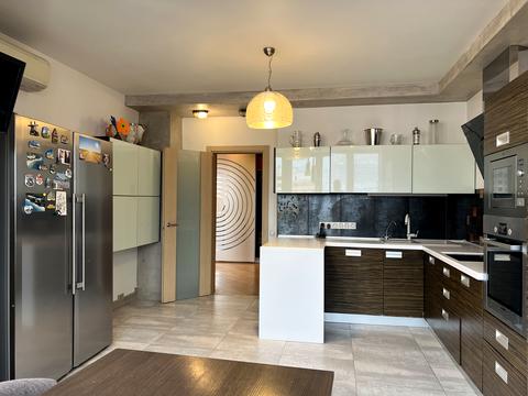 квартира за адресою Олени Пчілки вул., 2