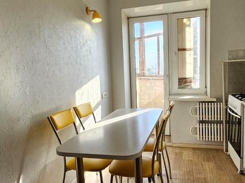 квартира за адресою Залізнична вул., 9