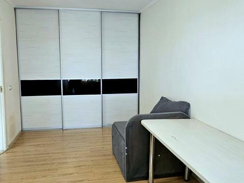 квартира за адресою Залізнична вул., 9