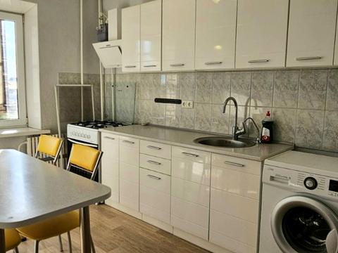 квартира за адресою Залізнична вул., 9