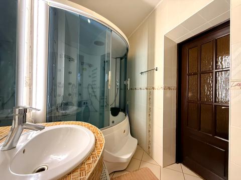 будинок за адресою Олімпійська