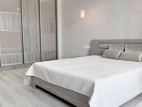 квартира за адресою Джона Маккейна вул. (Івана Кудрі), 26