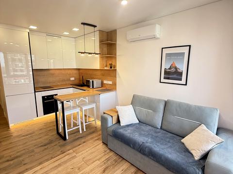 квартира за адресою Олександра Олеся вул., 10