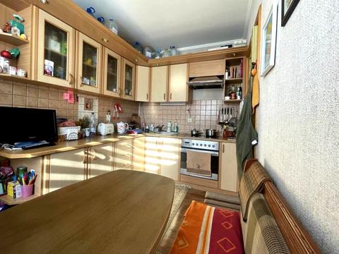 квартира за адресою Тролейбусна вул., 15