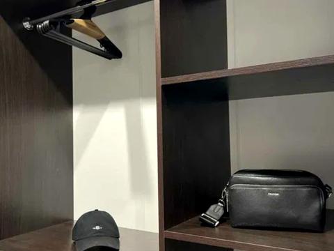 квартира за адресою Ревуцького вул., 40-Б