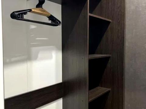 квартира за адресою Ревуцького вул., 40-Б