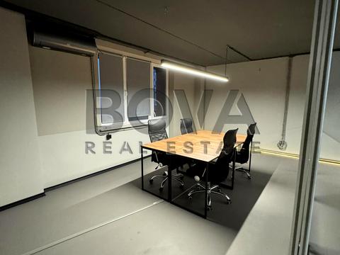 комерційна за адресою Ділова вул. (Димитрова), 2-Б