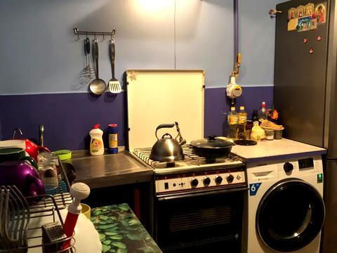 квартира за адресою Оксани Вороніної пров. (Металістів), 1