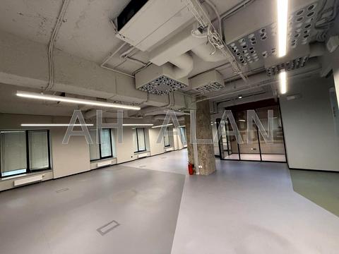 комерційна за адресою Зоологічна вул., 5