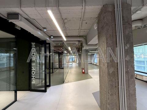 комерційна за адресою Зоологічна вул., 5