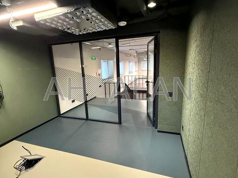 комерційна за адресою Зоологічна вул., 5