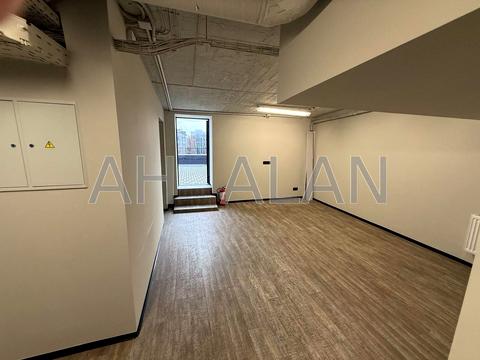 комерційна за адресою Зоологічна вул., 5