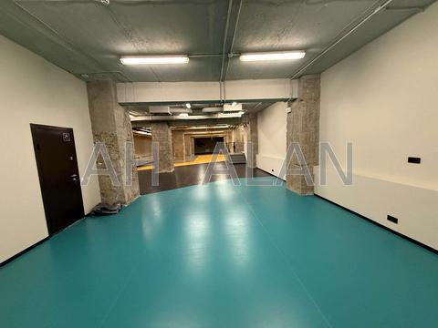 комерційна за адресою Зоологічна вул., 5