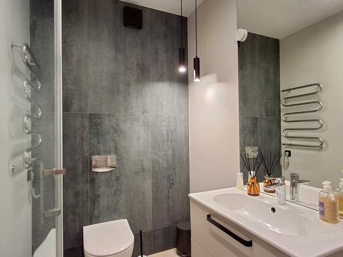 квартира за адресою Зарічна вул., 2