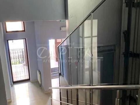 комерційна за адресою Лук'янівська вул., 23