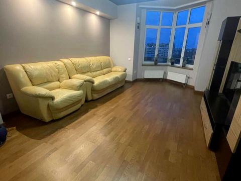 квартира за адресою Угорська вул., 7а