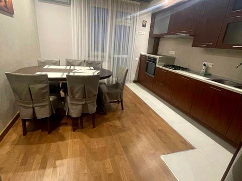 квартира за адресою Угорська вул., 7а