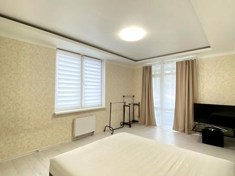 квартира за адресою Феодосійська вул., 2-Л