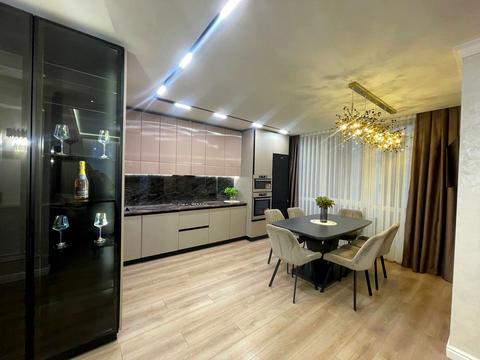 квартира за адресою Героїв Крут вул., 129А