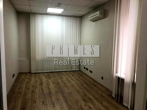 комерційна за адресою Болсуновська вул. (Сергія Струтинського), 8