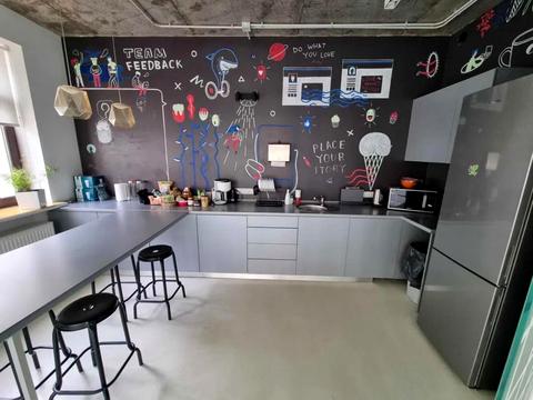 комерційна за адресою Воздвиженська вул., 51-А