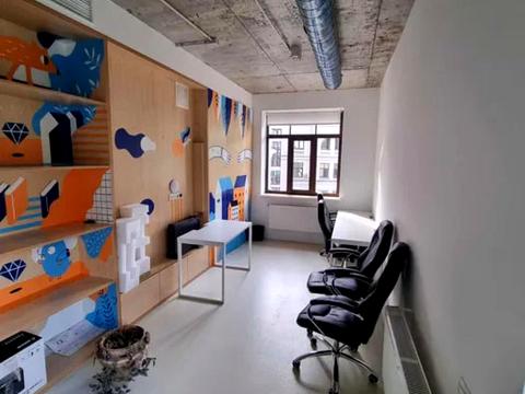 комерційна за адресою Воздвиженська вул., 51-А