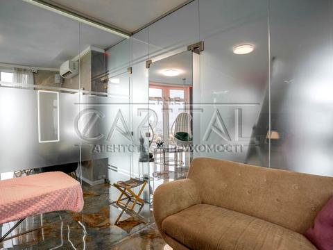 комерційна за адресою Соборності просп. (Возз'єднання), 30