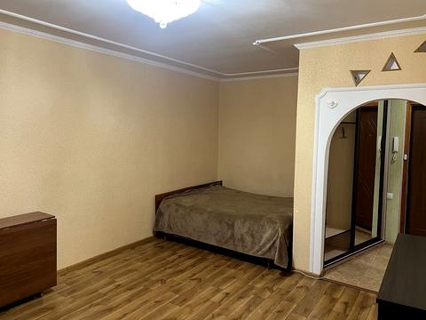 квартира за адресою Кам'янецька вул., 52/2