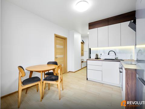 квартира за адресою Академіка Шалімова вул., 70/2