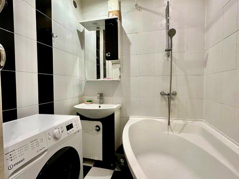 квартира за адресою Озерна вул., 22