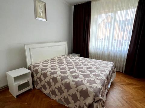 дом по адресу Шептицького, 1