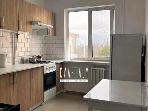 квартира за адресою Любомира Гузара просп. (Космонавта Комарова), 20