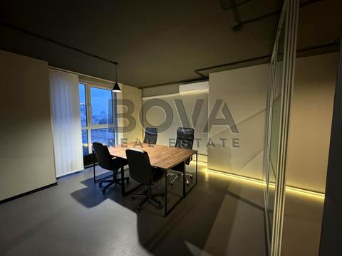 коммерческая по адресу Calle Dilova ул. (Димитрова), 2-Б